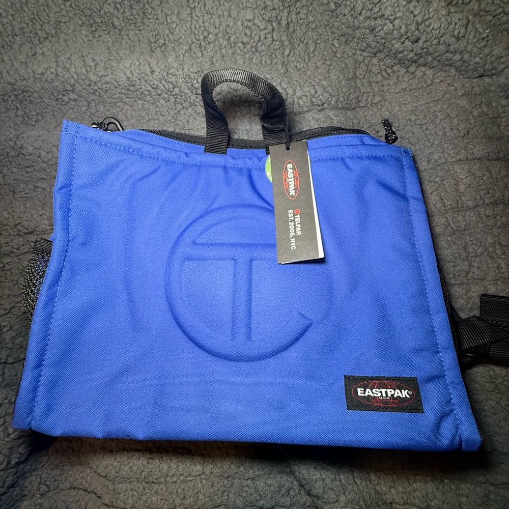 Brand 🆕 Telfar x Eastpak Medium Shopper – Painter’s Tape 💙, NWT